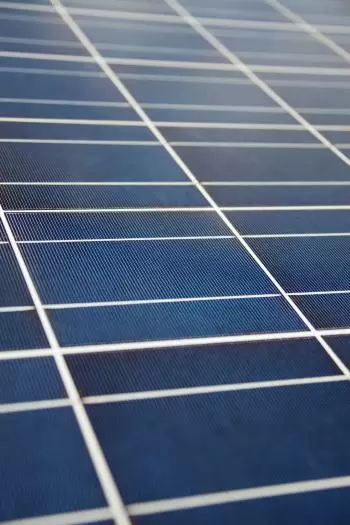 What are the types of photovoltaic cells?
