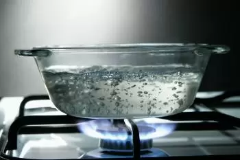Boiling point. At what temperature does the water boil?